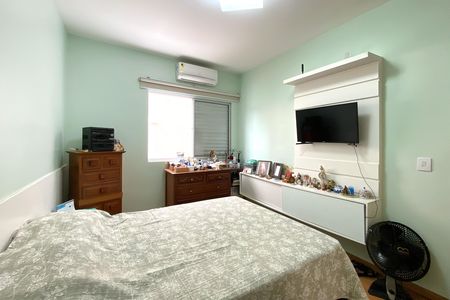 Apartamento à venda com 157m², 3 quartos e 2 vagas Apartamento à venda com 157m², 3 quartos e 2 vagasSuite