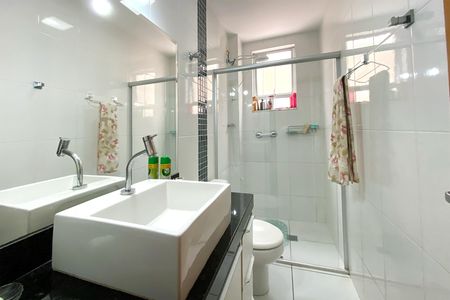 Apartamento à venda com 157m², 3 quartos e 2 vagas Apartamento à venda com 157m², 3 quartos e 2 vagasBanheiro