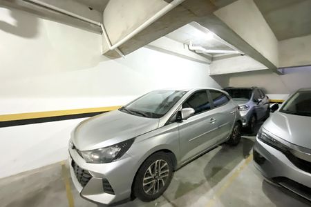Apartamento à venda com 157m², 3 quartos e 2 vagas Apartamento à venda com 157m², 3 quartos e 2 vagasVagas
