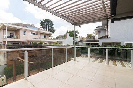 Casa para alugar com 430m², 4 quartos e 6 vagas