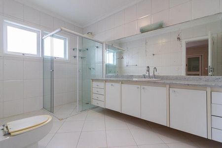 Casa para alugar com 430m², 4 quartos e 6 vagas