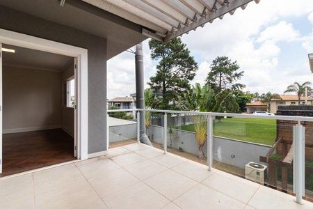 Casa para alugar com 430m², 4 quartos e 6 vagas