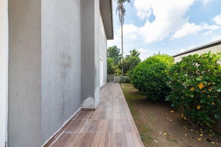Casa para alugar com 430m², 4 quartos e 6 vagas