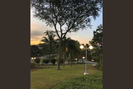 Casa para alugar com 430m², 4 quartos e 6 vagas