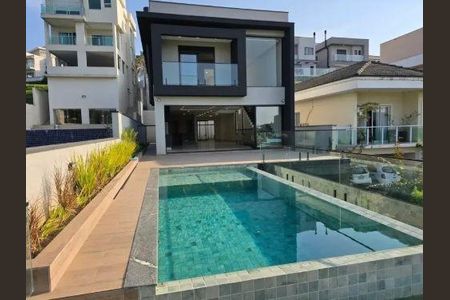 Casa à venda com 310m², 3 quartos e 4 vagas