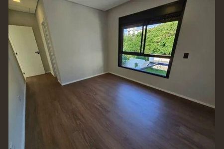 Casa à venda com 310m², 3 quartos e 4 vagas