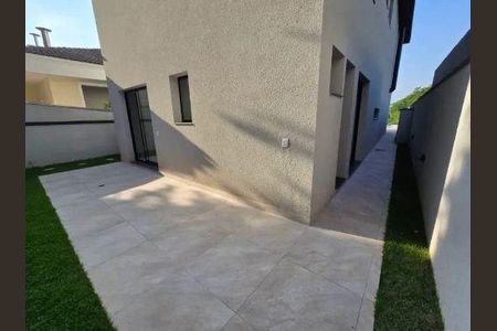 Casa à venda com 310m², 3 quartos e 4 vagas