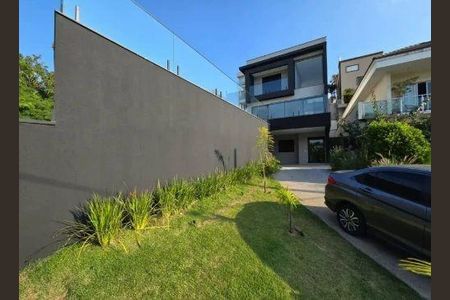 Casa à venda com 310m², 3 quartos e 4 vagas