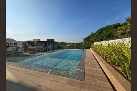Casa à venda com 310m², 3 quartos e 4 vagas