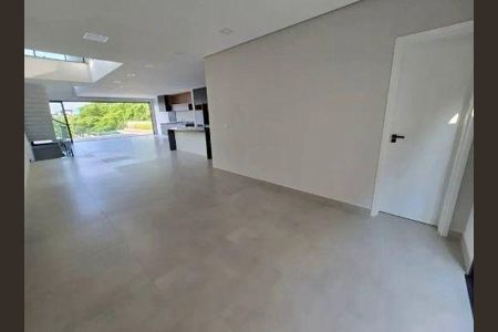Casa à venda com 3 quartos, 310m² em Suru, Barueri