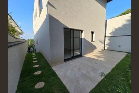 Casa à venda com 310m², 3 quartos e 4 vagas