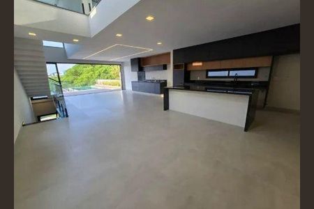 Casa à venda com 310m², 3 quartos e 4 vagas