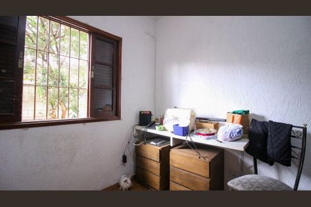 Casa à venda com 330m², 4 quartos e 4 vagas Casa à venda com 330m², 4 quartos e 4 vagasQuarto 3