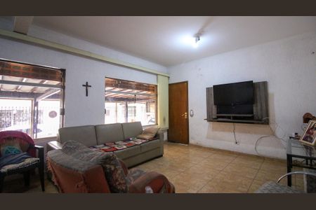 Casa à venda com 4 quartos, 330m² em Quinta da Paineira, São Paulo