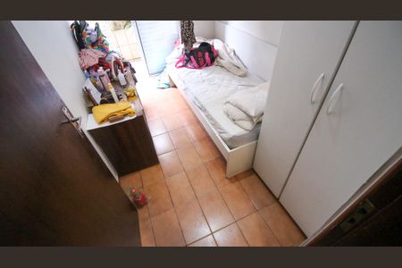 Casa à venda com 330m², 4 quartos e 4 vagas Casa à venda com 330m², 4 quartos e 4 vagasQuarto 2