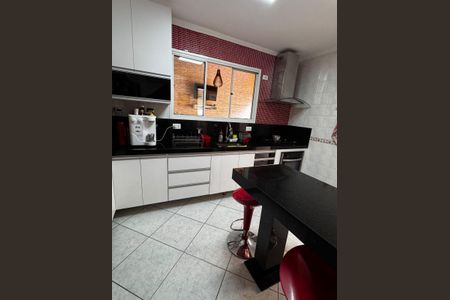 Casa à venda com 131m², 3 quartos e 4 vagas