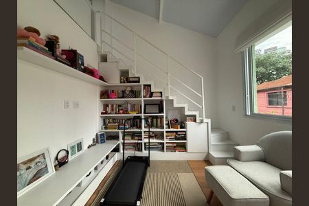 Casa à venda com 2 quartos, 150m² em Vila Nova Conceição, São Paulo