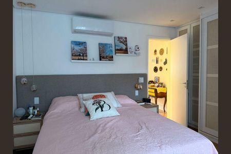 Casa à venda com 2 quartos, 150m² em Vila Nova Conceição, São Paulo