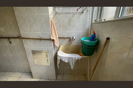 Apartamento para alugar com 80m², 2 quartos e 1 vaga Apartamento para alugar com 80m², 2 quartos e 1 vagaCozinha e Área de Serviço