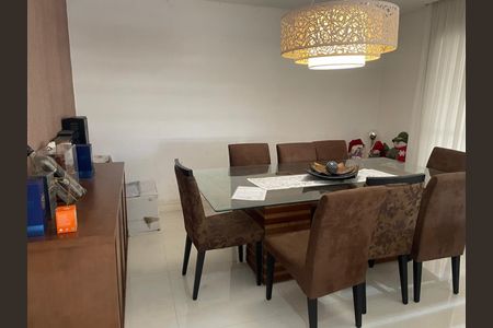Apartamento à venda com 237m², 4 quartos e 4 vagas