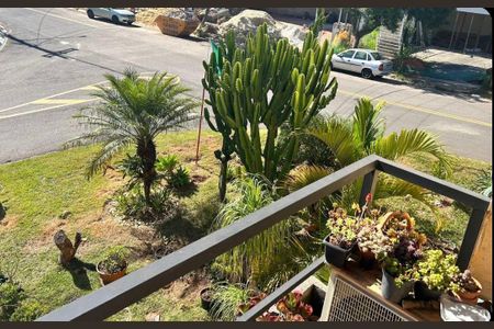 Casa à venda com 290m², 3 quartos e 2 vagas