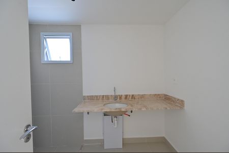 Apartamento à venda com 125m², 3 quartos e 2 vagasBanheiro da Suíte 1