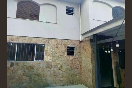 Casa à venda com 160m², 2 quartos e 2 vagas