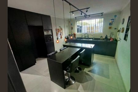 Casa à venda com 160m², 2 quartos e 2 vagas