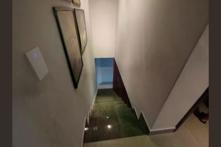Casa à venda com 160m², 2 quartos e 2 vagas