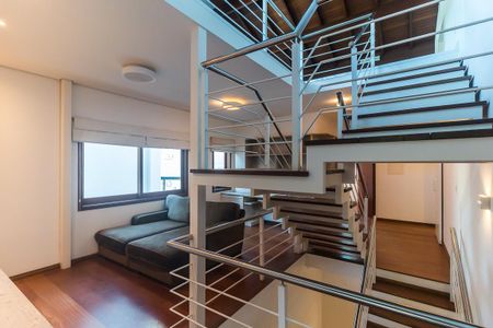 Casa de condomínio para alugar com 270m², 3 quartos e 2 vagas Casa de condomínio para alugar com 270m², 3 quartos e 2 vagasSala 2