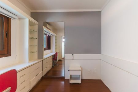 Casa de condomínio para alugar com 270m², 3 quartos e 2 vagas Casa de condomínio para alugar com 270m², 3 quartos e 2 vagasQuarto 1