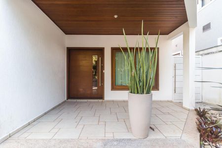 Casa de condomínio para alugar com 270m², 3 quartos e 2 vagas Casa de condomínio para alugar com 270m², 3 quartos e 2 vagasEntrada