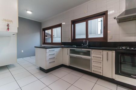 Casa de condomínio para alugar com 270m², 3 quartos e 2 vagas Casa de condomínio para alugar com 270m², 3 quartos e 2 vagasCozinha
