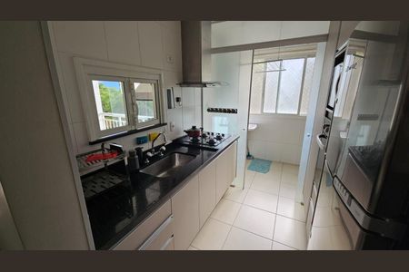 Apartamento à venda com 72m², 2 quartos e 1 vaga