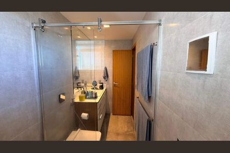 Apartamento à venda com 100m², 2 quartos e 1 vaga