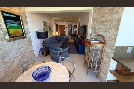 Apartamento à venda com 100m², 2 quartos e 1 vaga