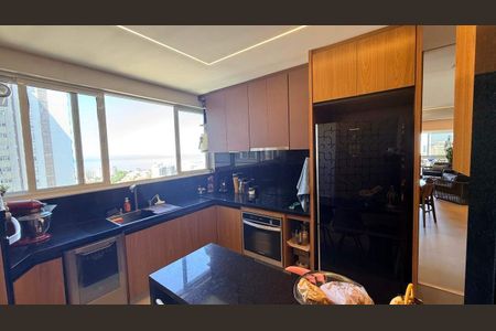 Apartamento à venda com 100m², 2 quartos e 1 vaga