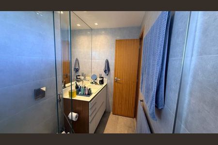 Apartamento à venda com 100m², 2 quartos e 1 vaga