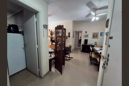 Apartamento à venda com 97m², 2 quartos e 1 vaga