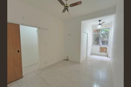 Apartamento à venda com 60m², 2 quartos e sem vaga