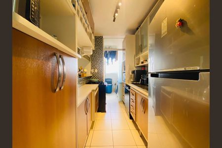 Apartamento à venda com 3 quartos, 71m² em Nucleo Residencial Celia Mota, Barueri