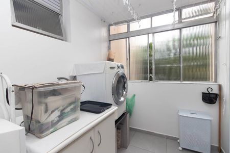 Apartamento à venda com 84m², 3 quartos e 1 vagaÁrea de Serviço
