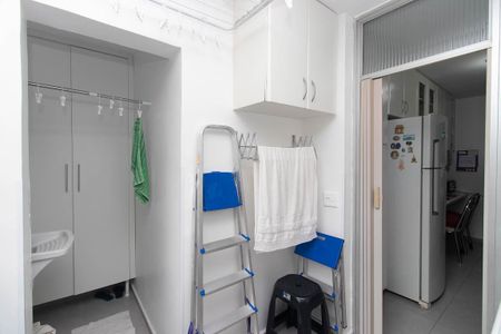 Apartamento à venda com 84m², 3 quartos e 1 vagaÁrea de Serviço