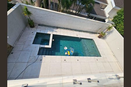 Casa à venda com 440m², 4 quartos e 4 vagas