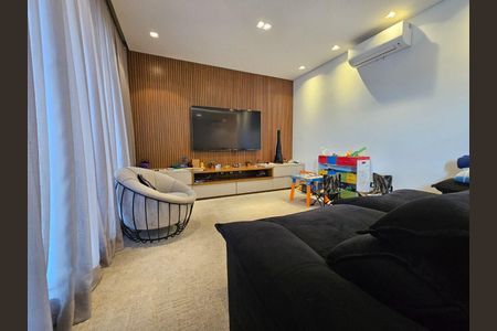 Casa à venda com 440m², 4 quartos e 4 vagas