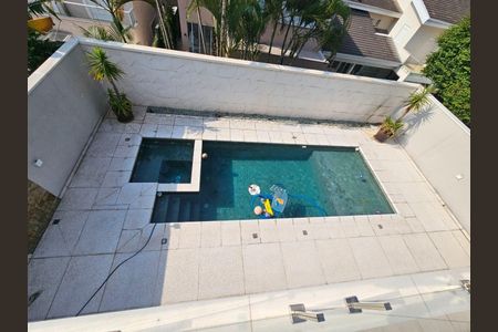 Casa à venda com 440m², 4 quartos e 4 vagas