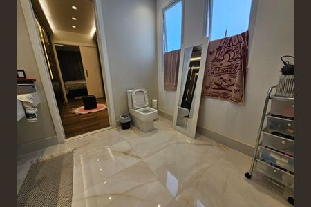 Casa à venda com 440m², 4 quartos e 4 vagas