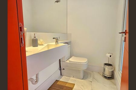 Casa à venda com 440m², 4 quartos e 4 vagas