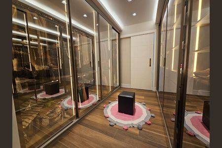 Casa à venda com 440m², 4 quartos e 4 vagas