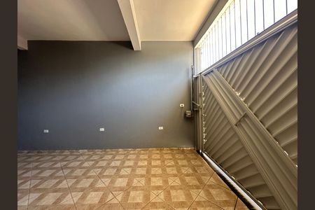 Garagem de casa à venda com 2 quartos, 144m² em Cidade São Pedro - Gleba A, Santana de Parnaíba